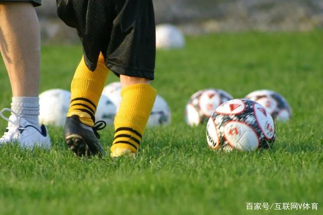 全市场：姆希塔良已经确定留在国米，德弗里正在考虑是否留下