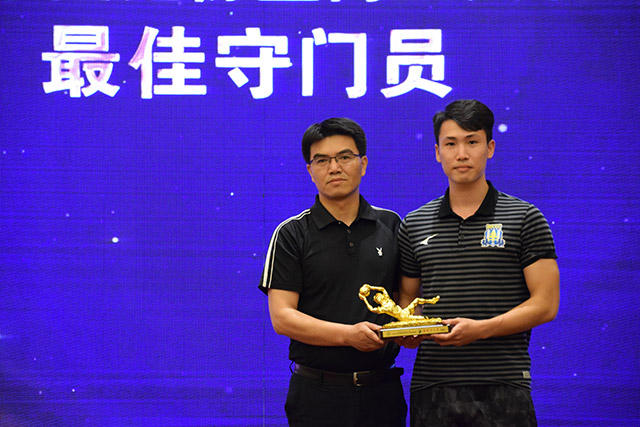暂登小组第一！U19国足1-0哥伦比亚U19 刘佳乐闪击制胜依合散扑点
